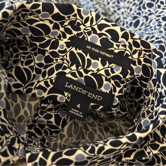 ❤️ Lands' End Women’s Navy and White Patterned Shirt 4 - Picture 4 of 8